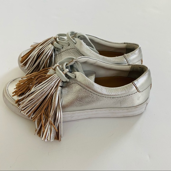 Loeffler Randall Logan Sneakers Silver Tassel 5.5 - Picture 3 of 6